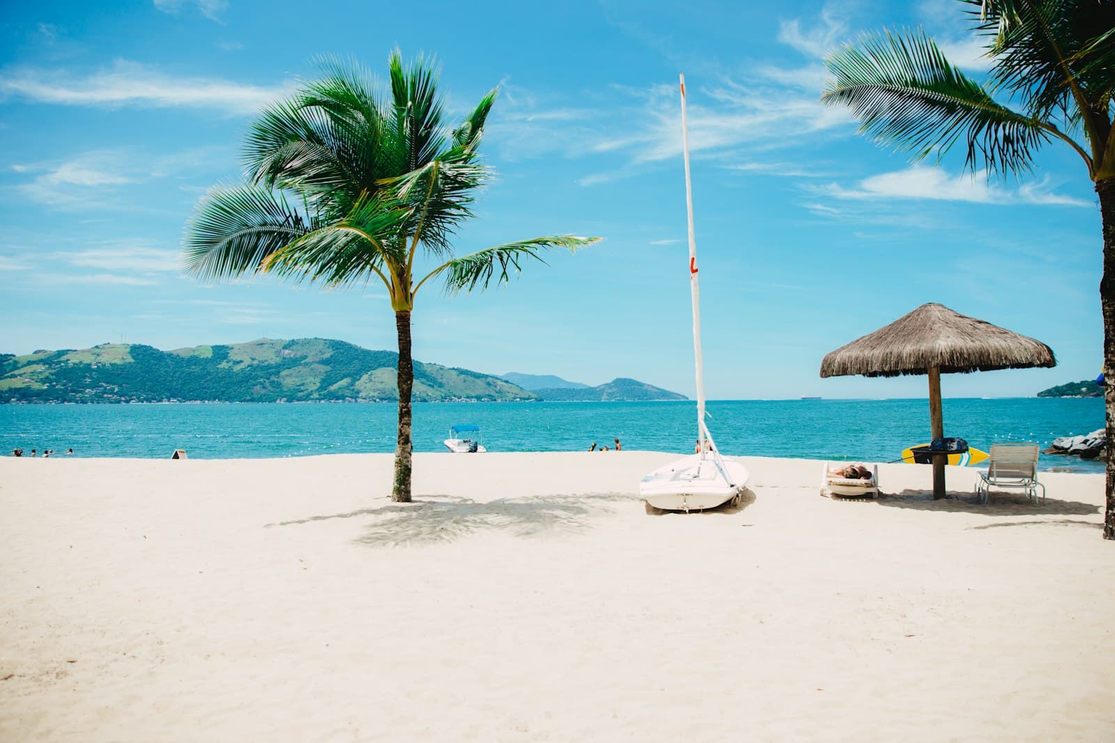 Beach club, late season